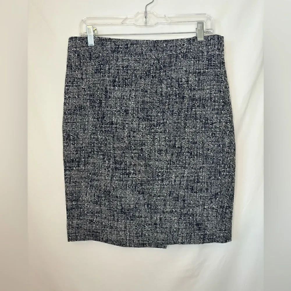 J Crew EUC blue/white tweed mid length skirt Size 8